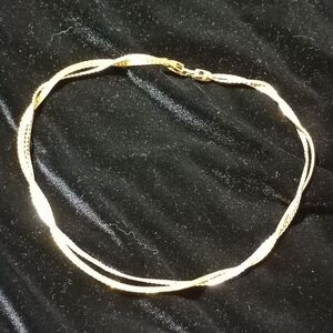 Avon two-tone necklace, well made